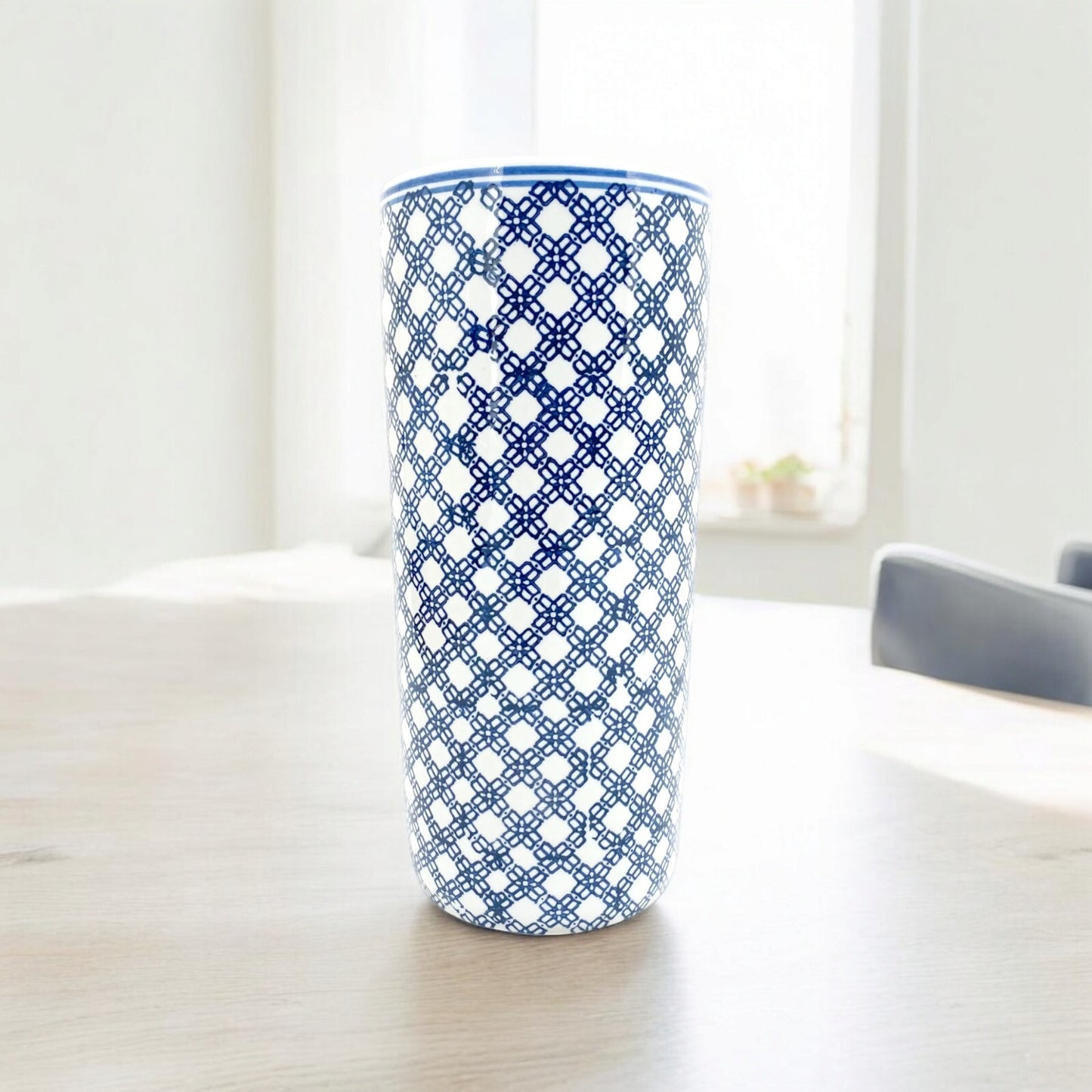 Classic Ceramic Blue & White Umbrella Design round Stand for Office, Home Decor