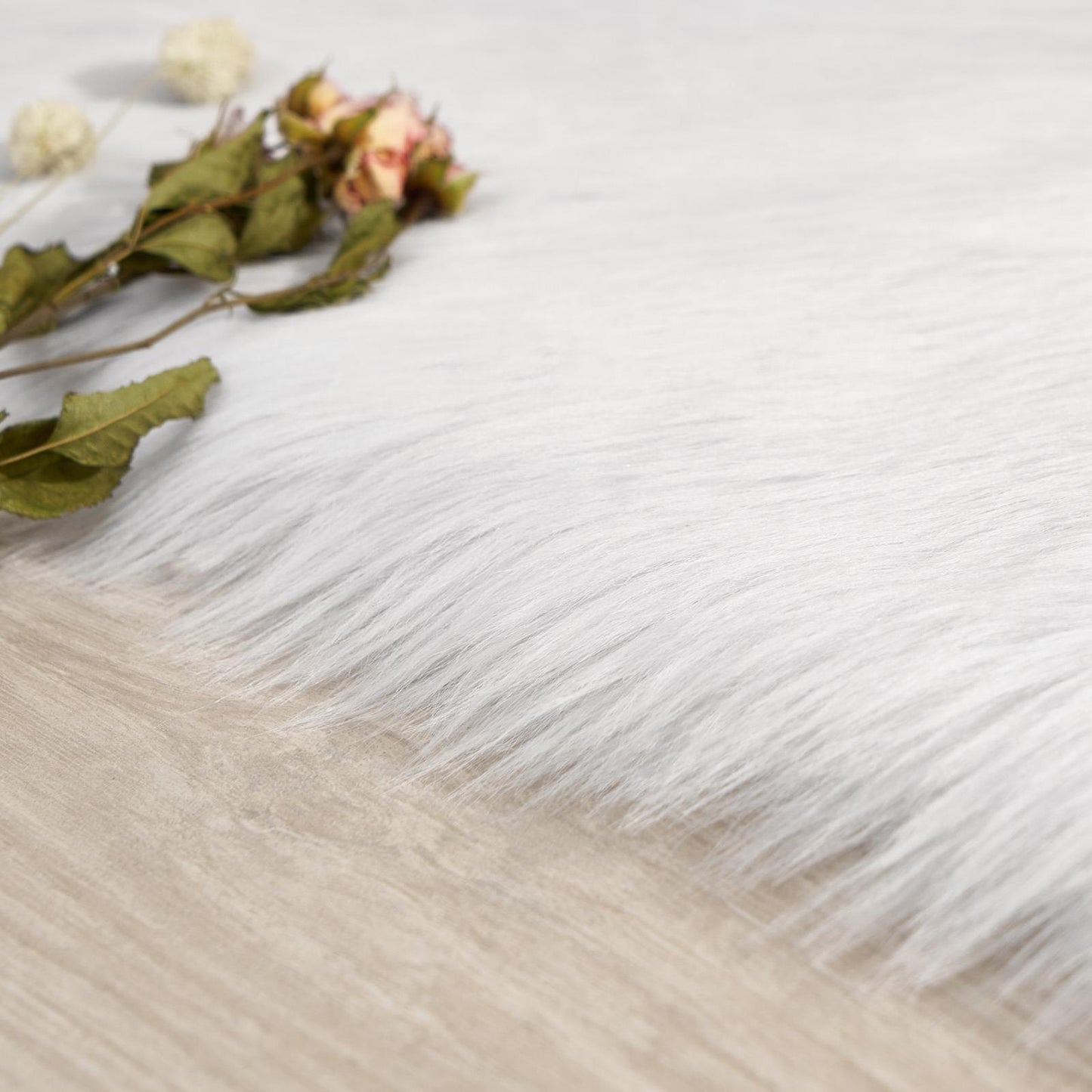 Sienna Heart Shaped Rug Faux Sheepskin Fur Fluffy Fleece Bedroom Home Carpet Mat