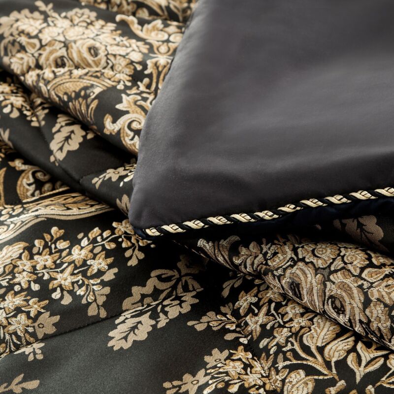 Jacquard Quilted Bedspread Bed Throw Luxury Floral