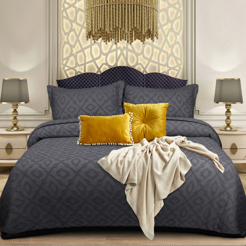 3 Piece Quilted Bedspread Embossed Bedding Set