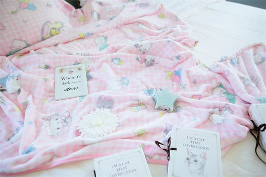 Cute Pink Cat Flannel Blanket Japanese Style Plush Throw