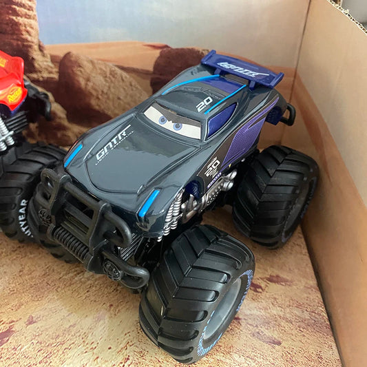 Pixar Cars Lightning McQueen & Mater Metal Alloy Toy Cars