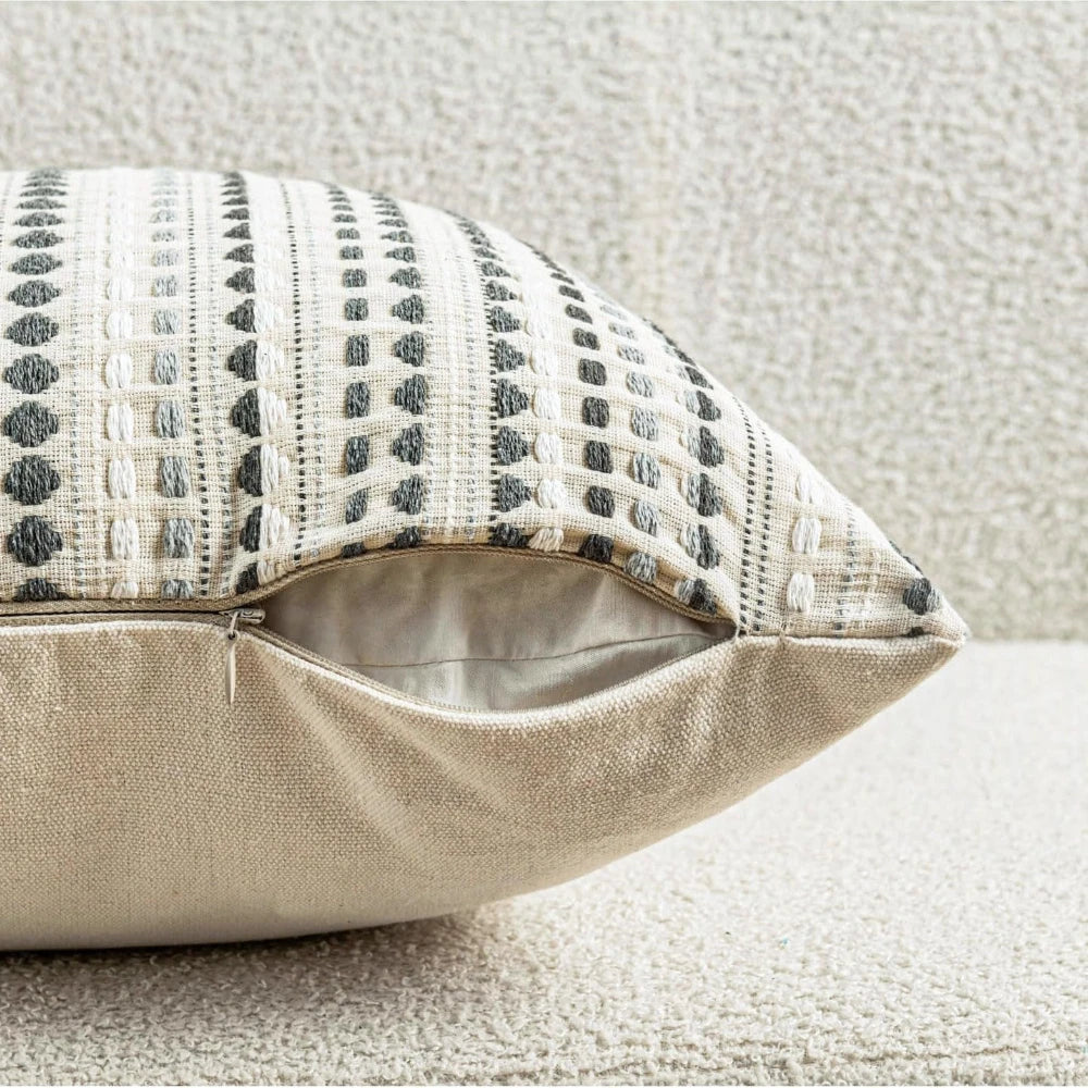 Gray Textured Throw Pillow Cover – Soft Boho Cushion Case for Couch & Living Room Décor (60x60cm)