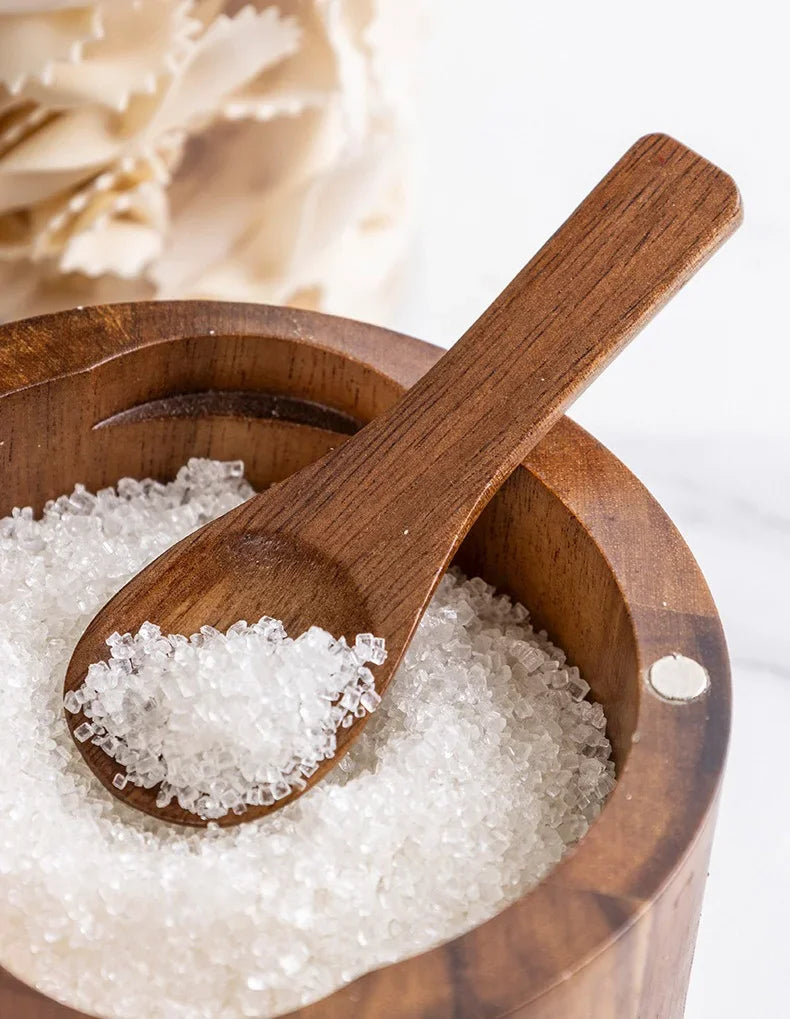 Wooden Seasoning Jar – Large Capacity Pepper & Salt Box with Spoon