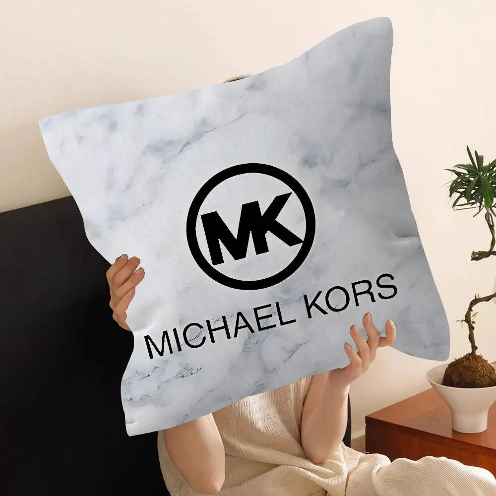 Fashion Designer Inspired Cushion Cover – Decorative Throw Pillow Case for Couch & Farmhouse Home Décor