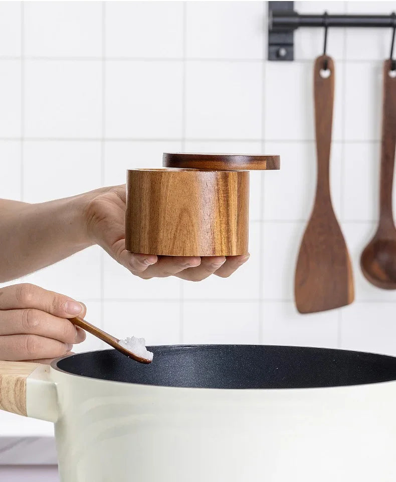 Wooden Seasoning Jar – Large Capacity Pepper & Salt Box with Spoon