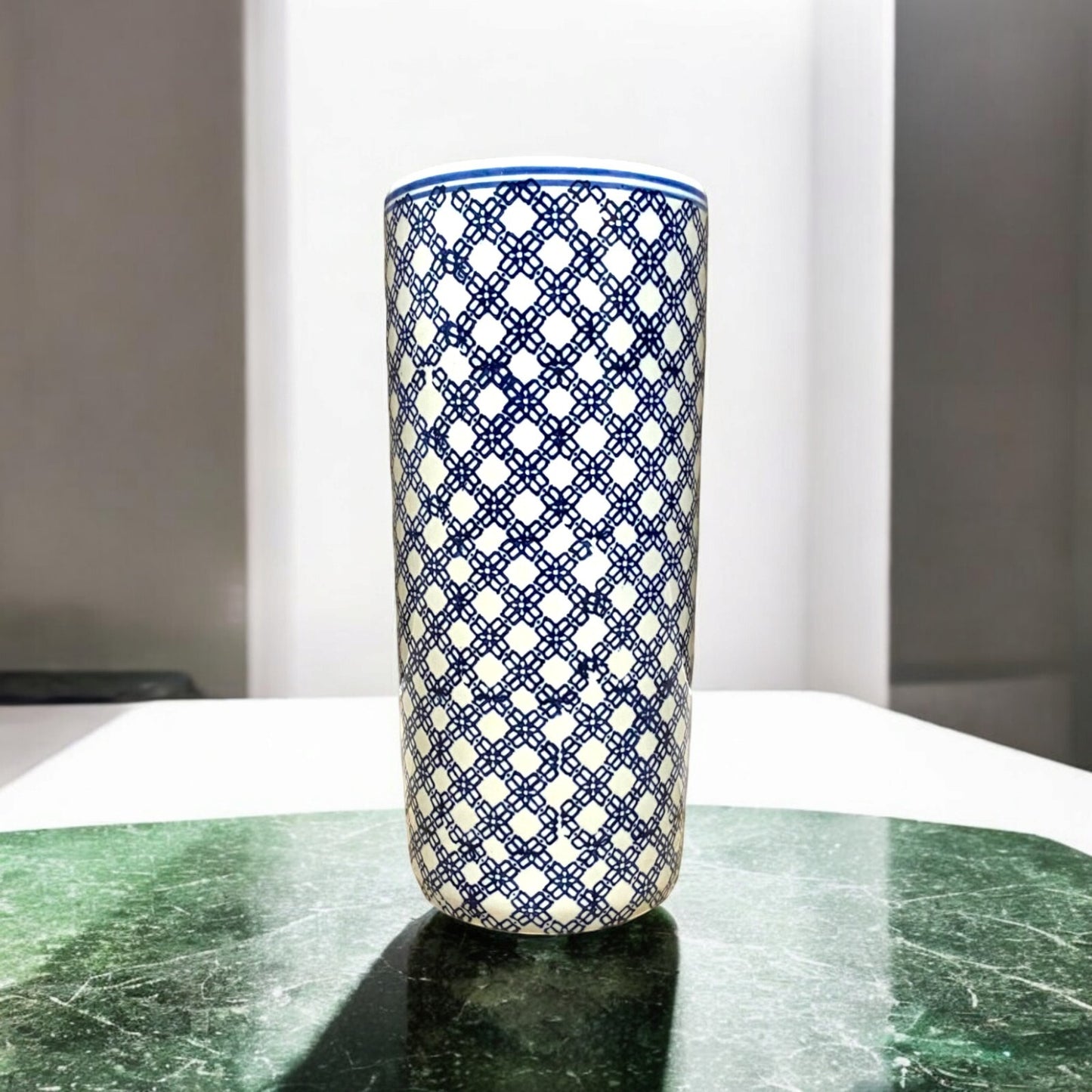 Classic Ceramic Blue & White Umbrella Design round Stand for Office, Home Decor
