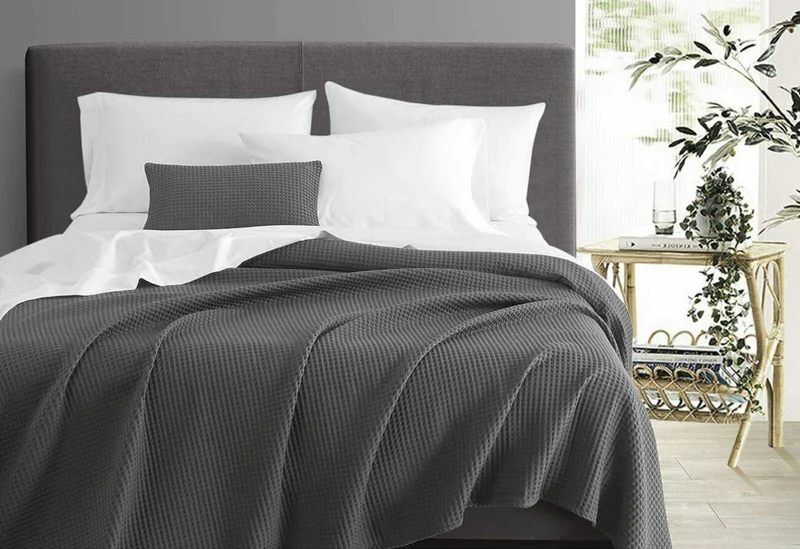 Cotton Honeycomb Waffle Throw with Pillowcase