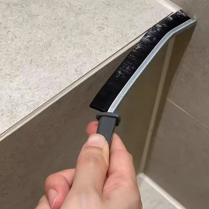 Scrub Deep Corners – Grout Gap Cleaning Brush