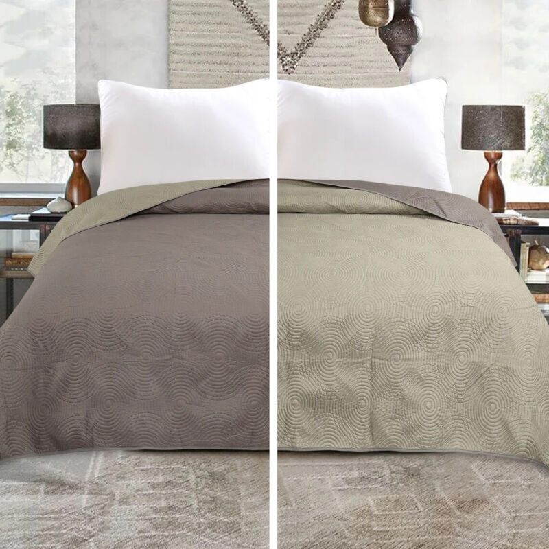Large Double/King Size Reversible Quilted Bedspread