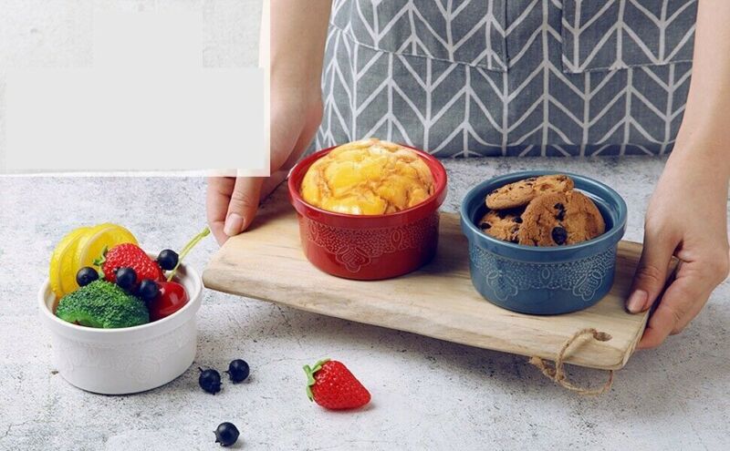 Ceramic 2L Deep Casserole Dish with Lid Oven