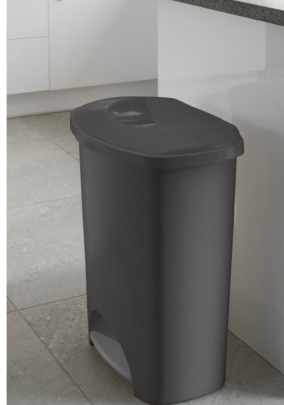 Plastic Family Kitchen Bin Black With Silver Pedal