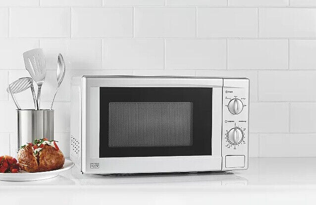 700W Microwave Oven Freestanding 17L Silver